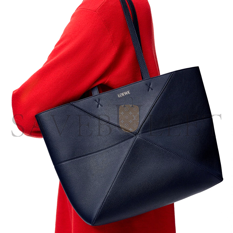 LOEWE MEDIUM HORIZONTAL PUZZLE FOLD TOTE IN SOFT GRAINED CALFSKIN A779PEWX04 (31.5*29*12.5cm)